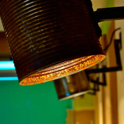 lampada-in-latta lampada-vintage-materiale-riciclato